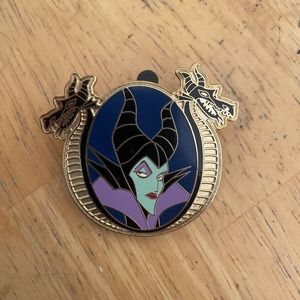 Maleficent Disneyland/DCA USA Villain Series Disney Pin